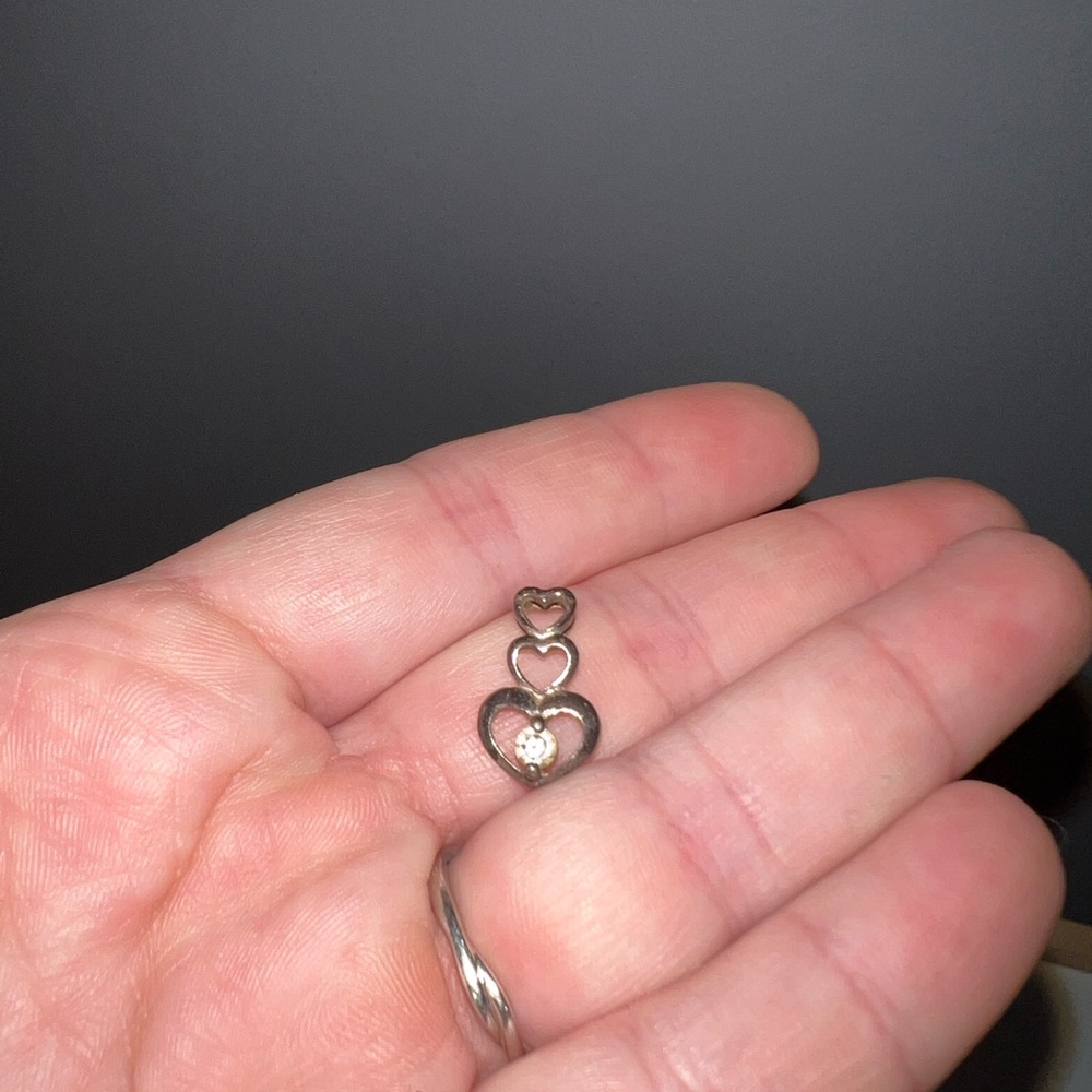 3-Heart Pendent, with a crystal